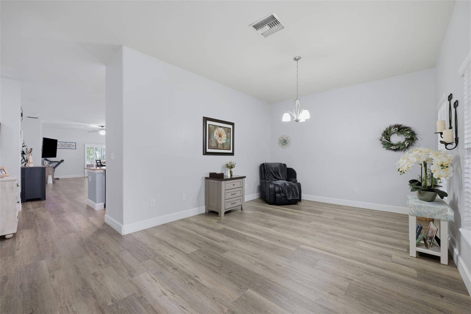 2814 MAPLE BROOK LOOP, Lutz, FL 33558