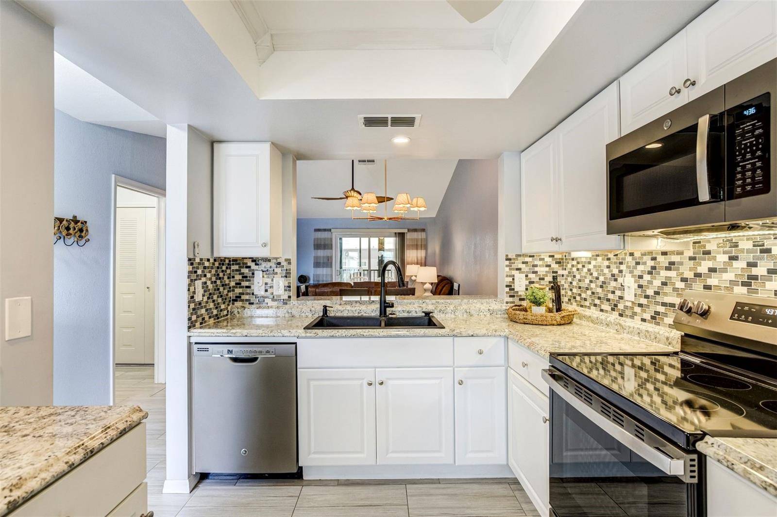 460 S PAULA DR #108, Dunedin, FL 34698