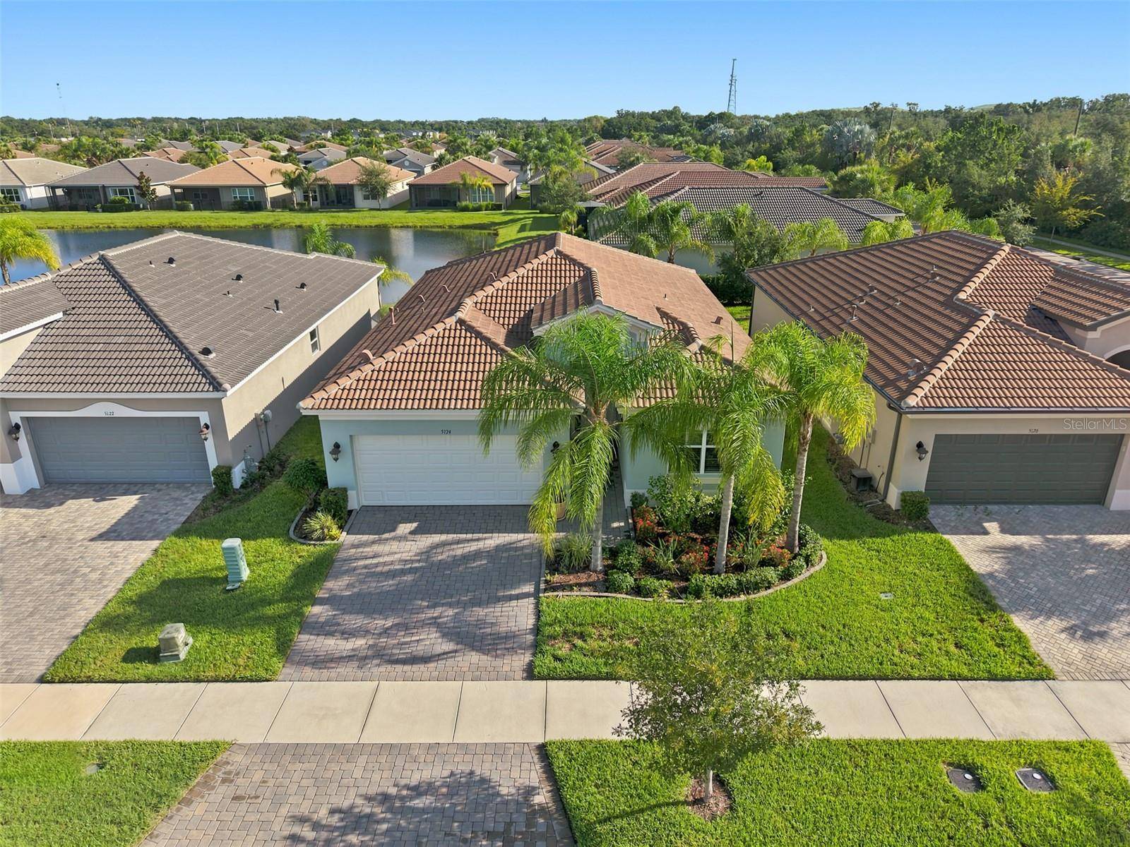 5124 HIGHLAND POINTE CT, Wimauma, FL 33598