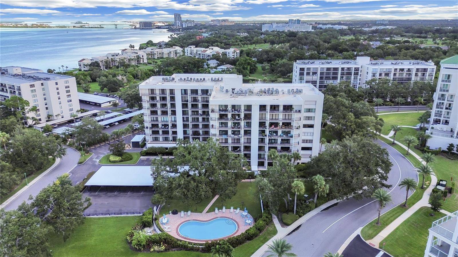150 BELLEVIEW BLVD #106, Belleair, FL 33756