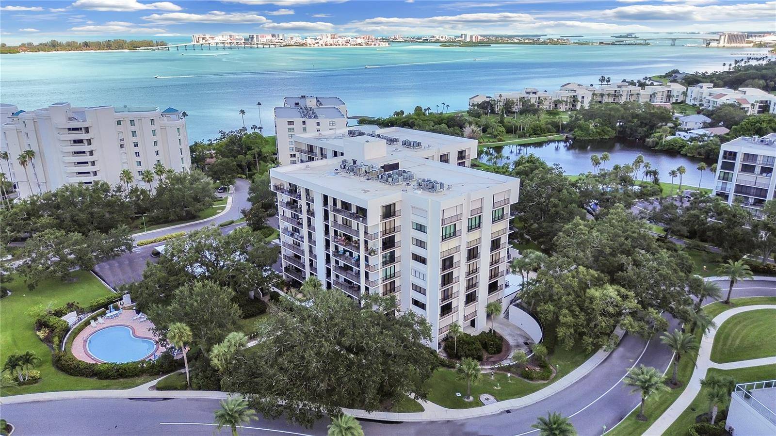 150 BELLEVIEW BLVD #106, Belleair, FL 33756
