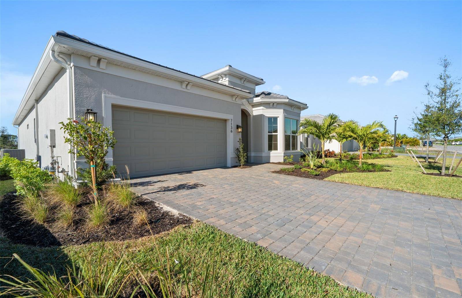 7621 FULHAM AVE, Bradenton, FL 34210