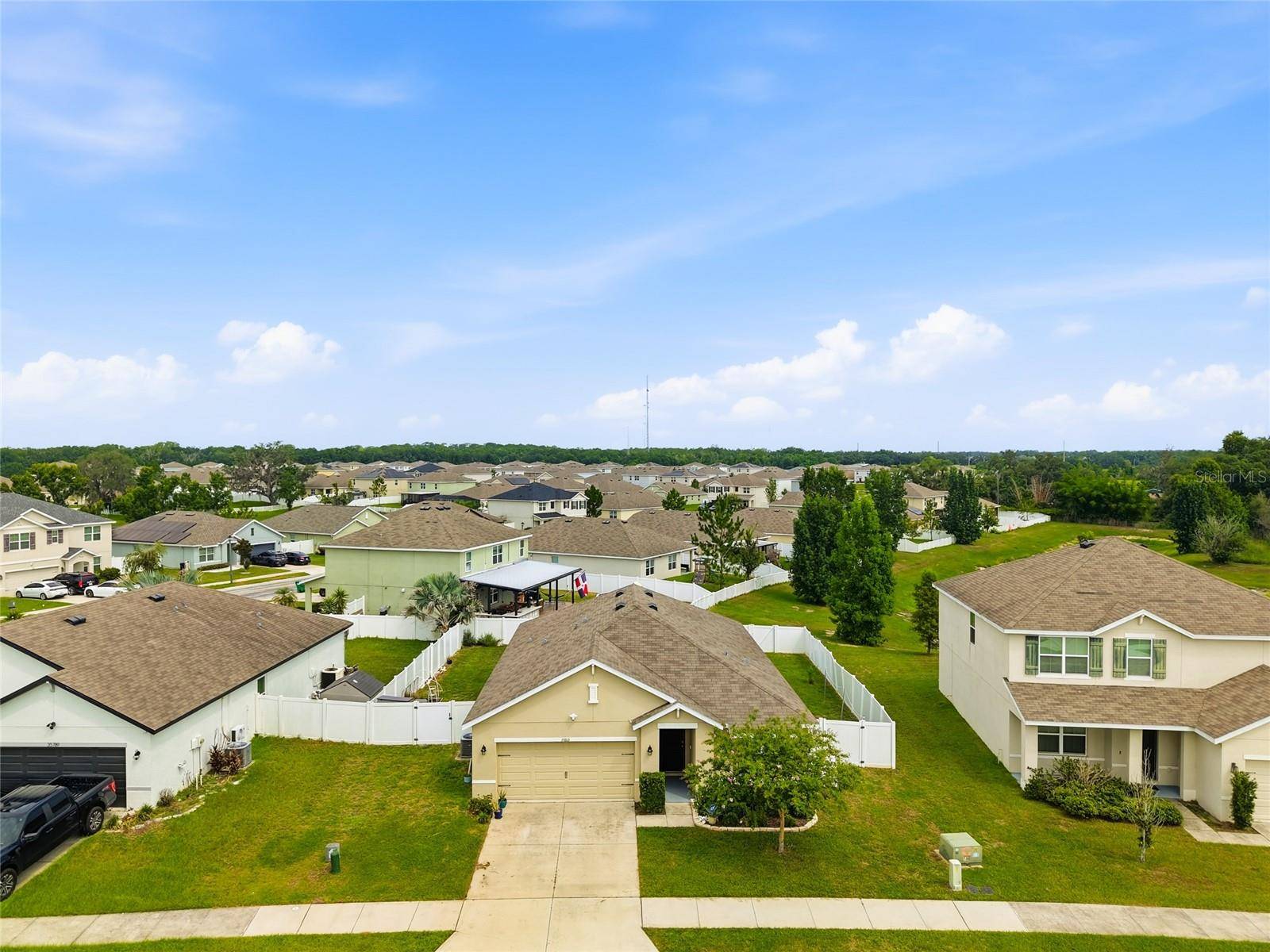 35803 HILLBROOK AVE, Zephyrhills, FL 33541