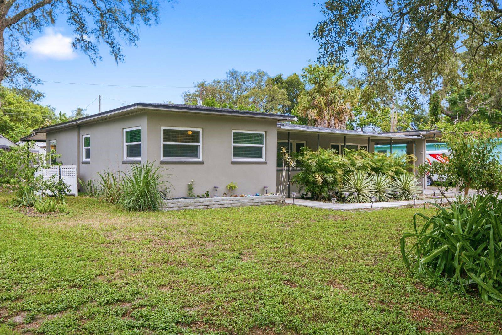 1626 S BETTY LN, Clearwater, FL 33756