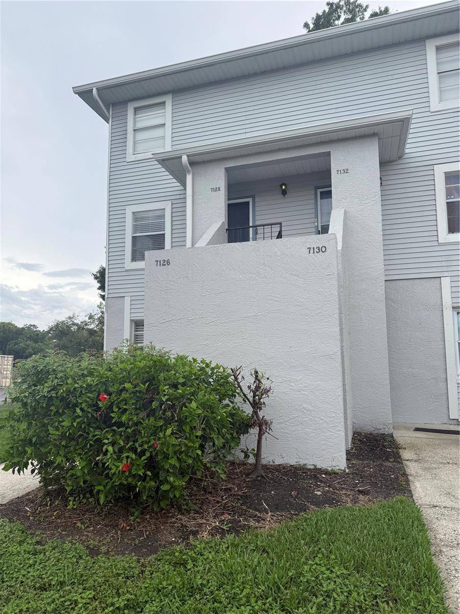 7128 WATERSIDE DR #7128, Tampa, FL 33617