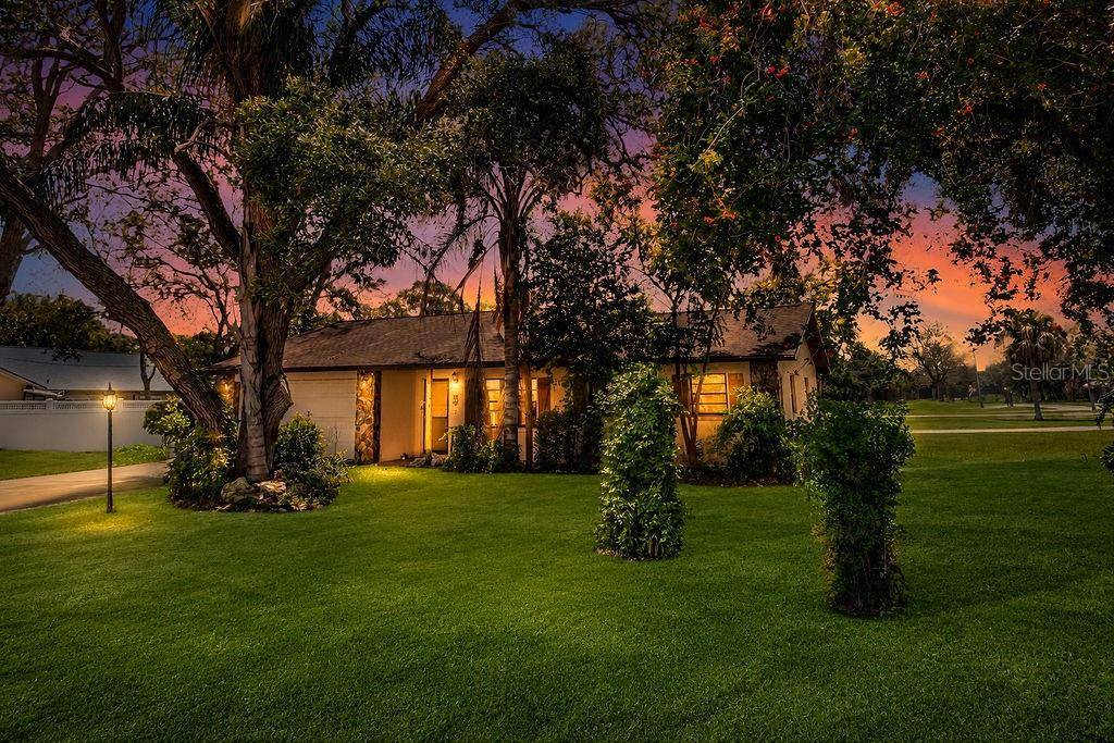 1042 TRYON CIR, Spring Hill, FL 34606