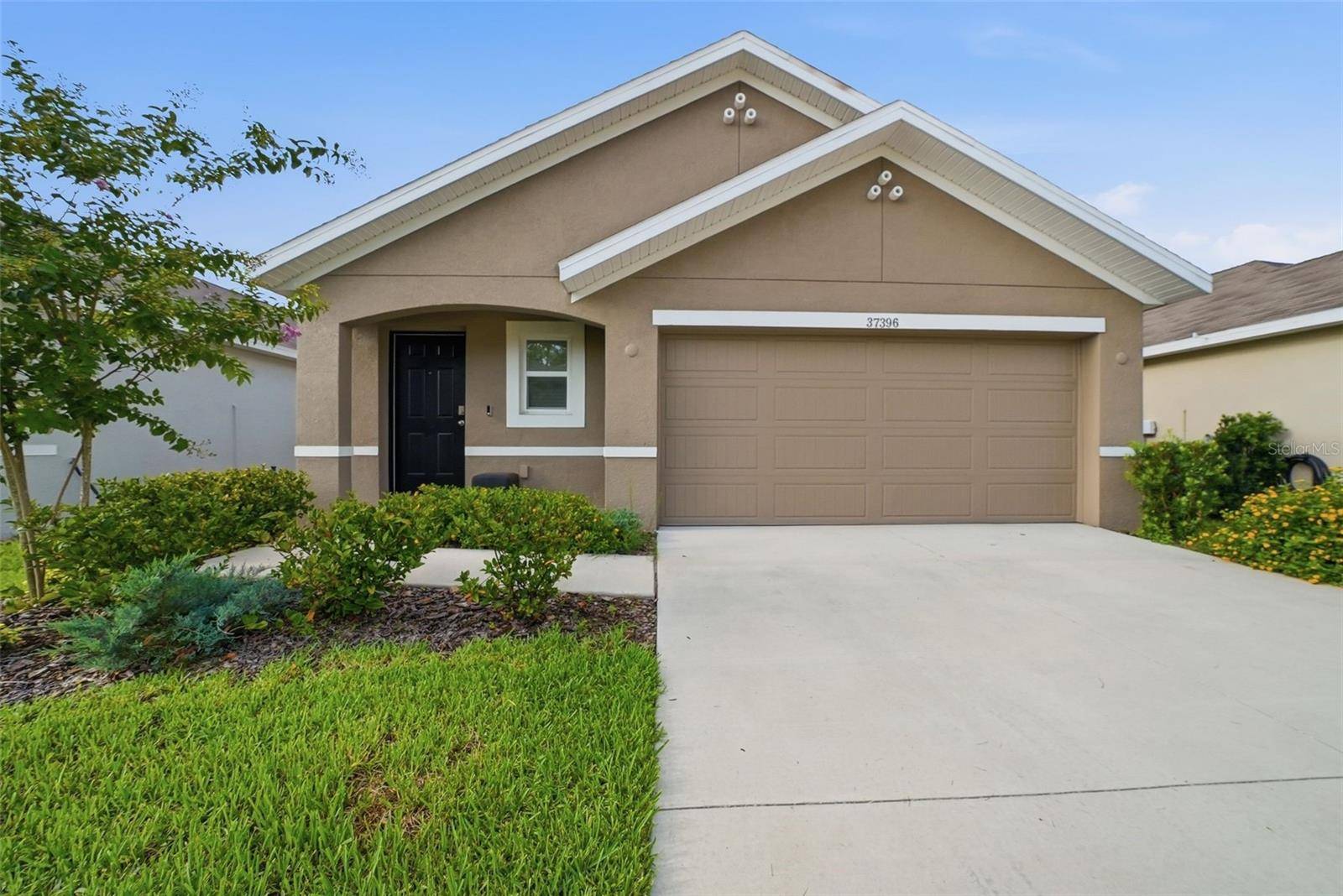 37396 SHARKS EYE LN, Zephyrhills, FL 33541