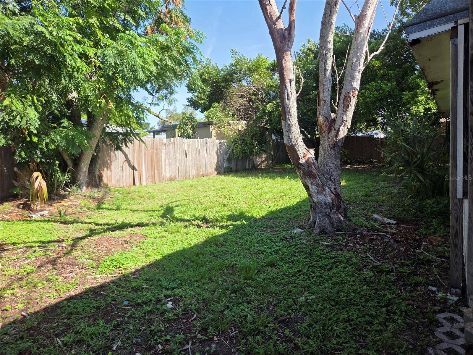 907 CUTLER DR, Seffner, FL 33584