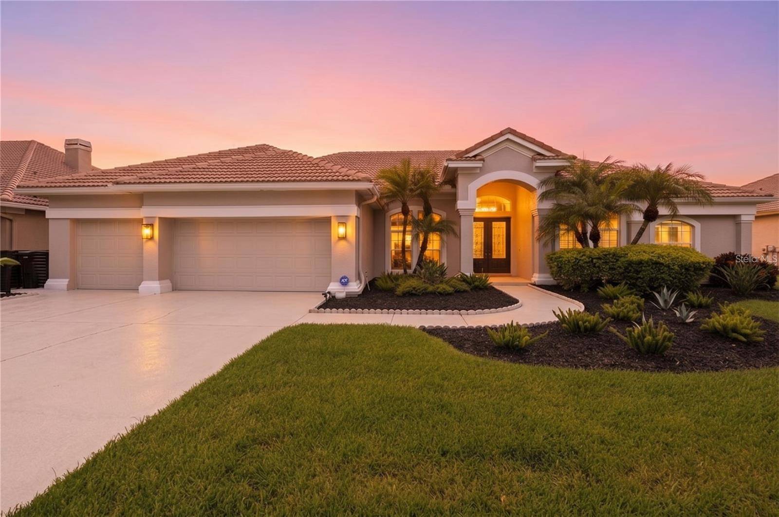 4618 AVENUE LONGCHAMPS, Lutz, FL 33558