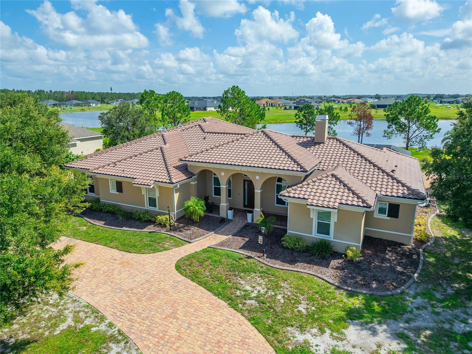 5207 LAKE VENICE DR, Wimauma, FL 33598