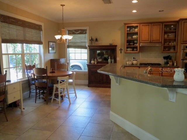 3103 W WAVERLY AVE, Tampa, FL 33629