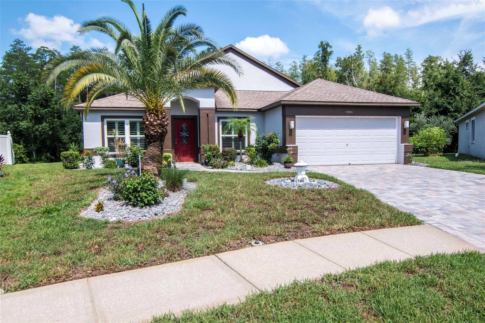 9301 BROOKHURST CT, Tampa, FL 33647