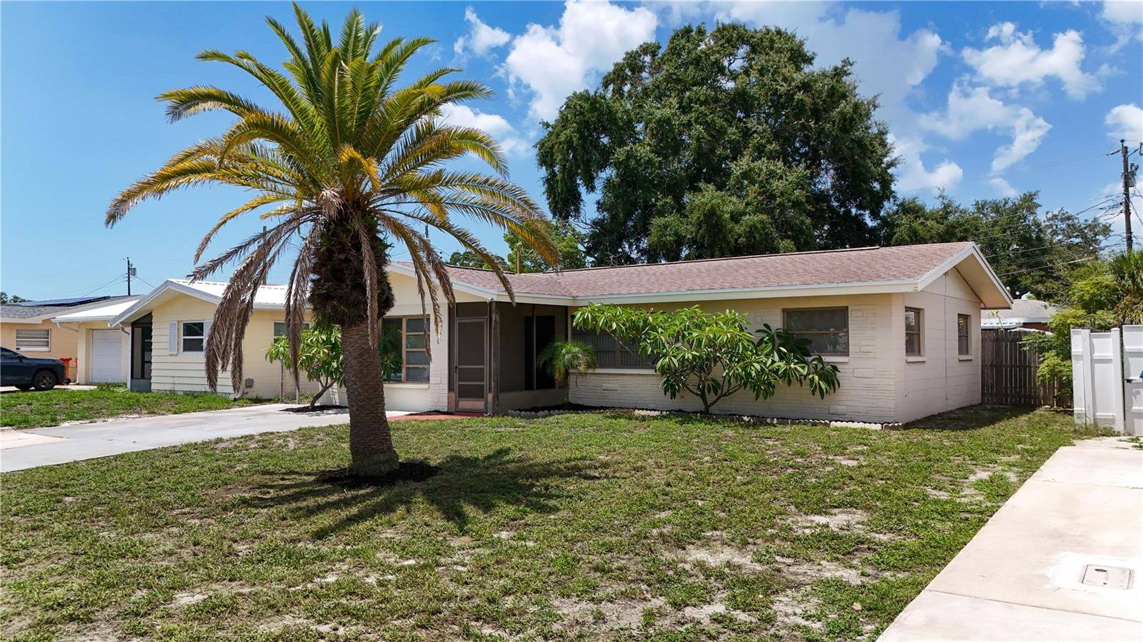 12535 79TH AVE, Seminole, FL 33776