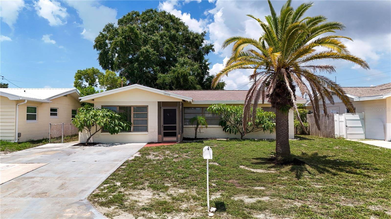 12535 79TH AVE, Seminole, FL 33776