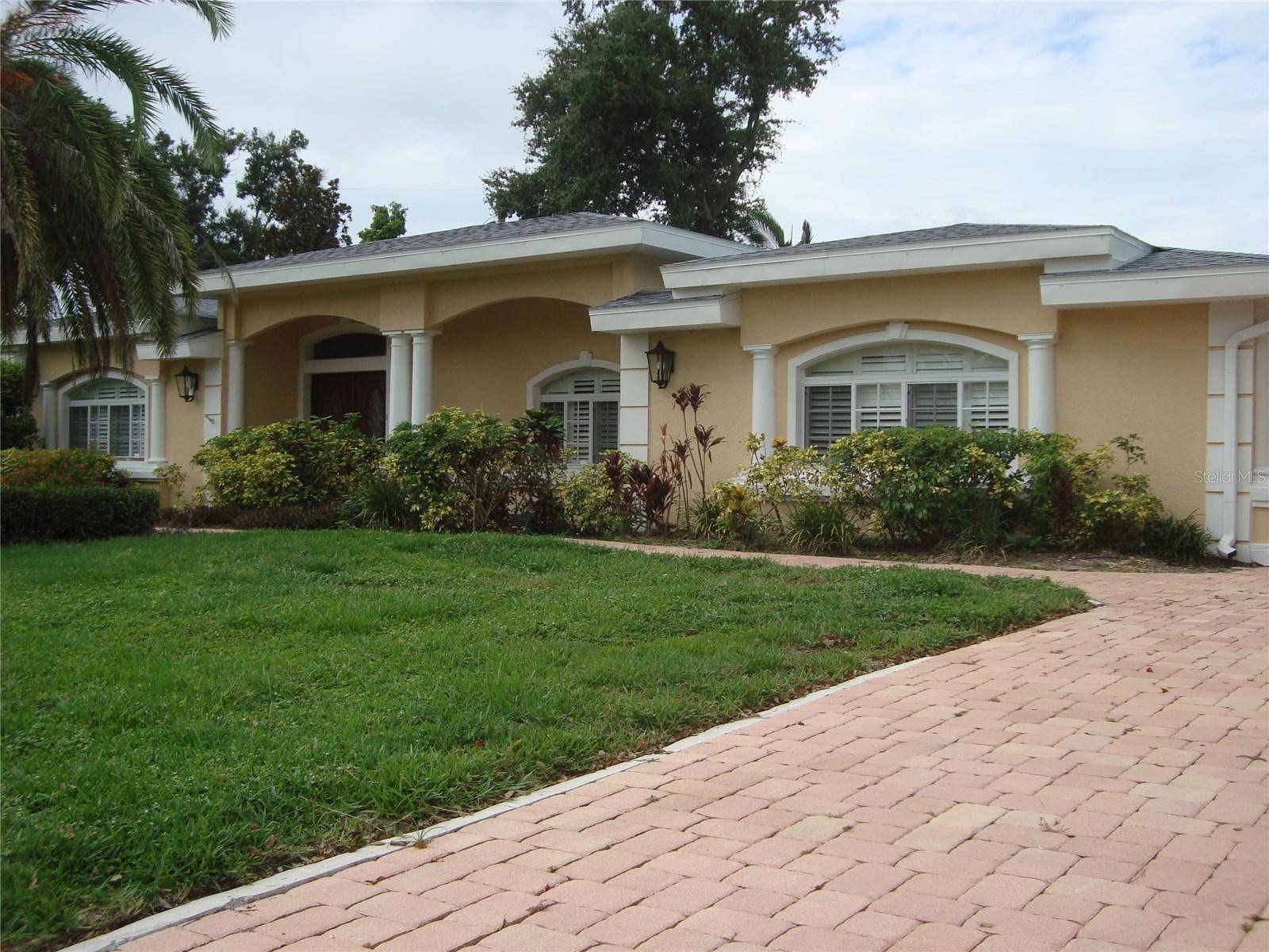 601 PALM AVE, Belleair, FL 33756