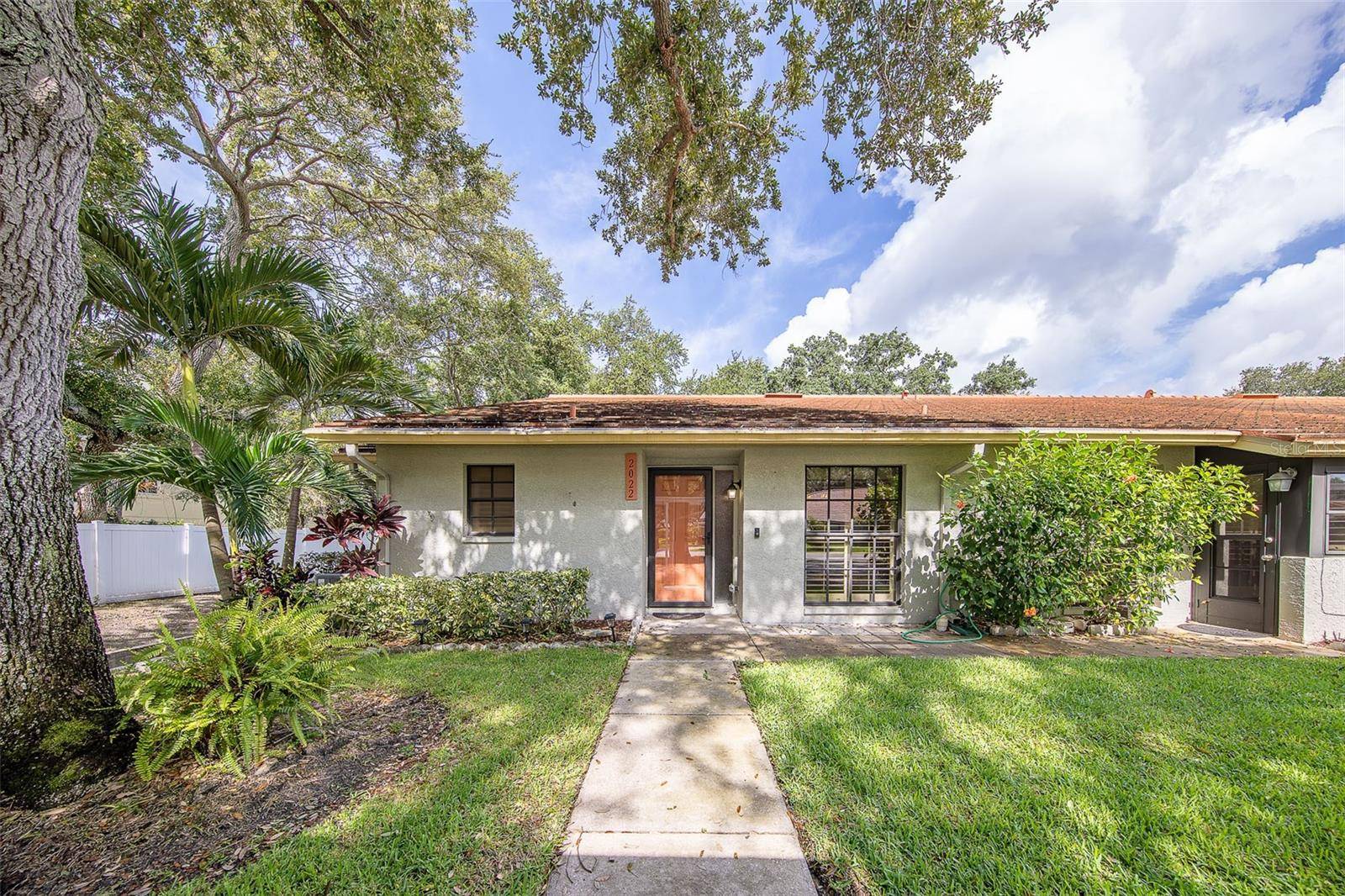 2022 NASH DR, Clearwater, FL 33763