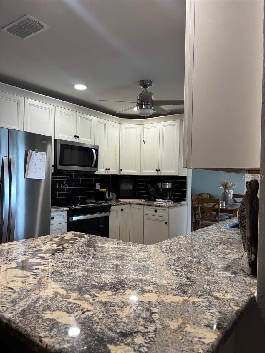 17071 WATERS EDGE CIR, North Fort Myers, FL 33917