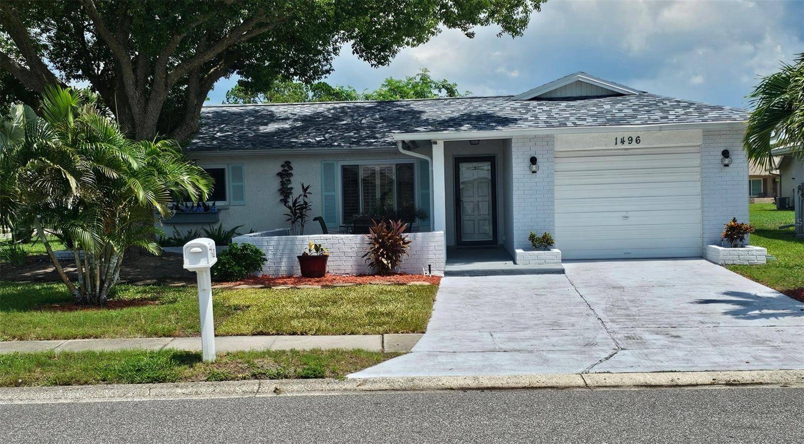 1496 QUEEN ANNE DR, Palm Harbor, FL 34684