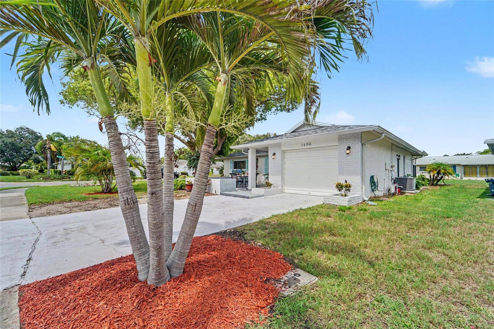 1496 QUEEN ANNE DR, Palm Harbor, FL 34684
