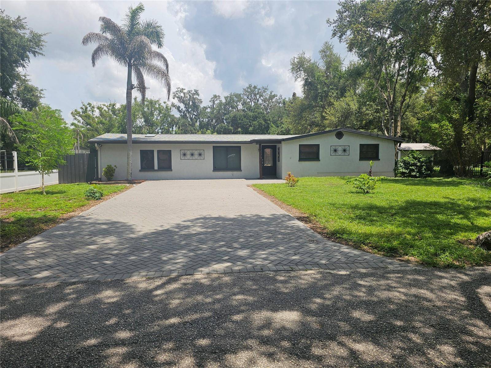 16109 INDIAN MOUND RD, Tampa, FL 33618