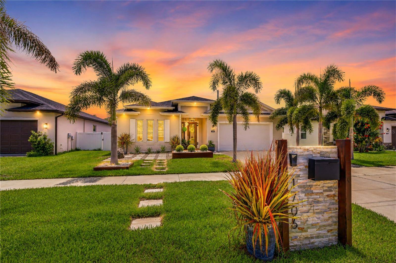 1706 W LOUISIANA AVE, Tampa, FL 33603