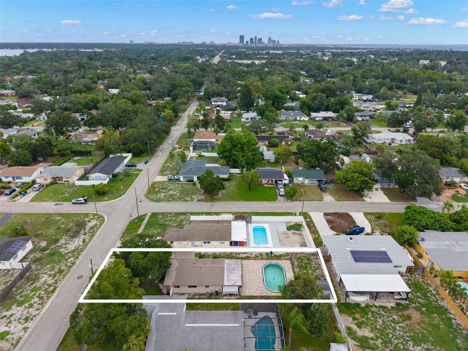 5210 6TH ST S, St Petersburg, FL 33705