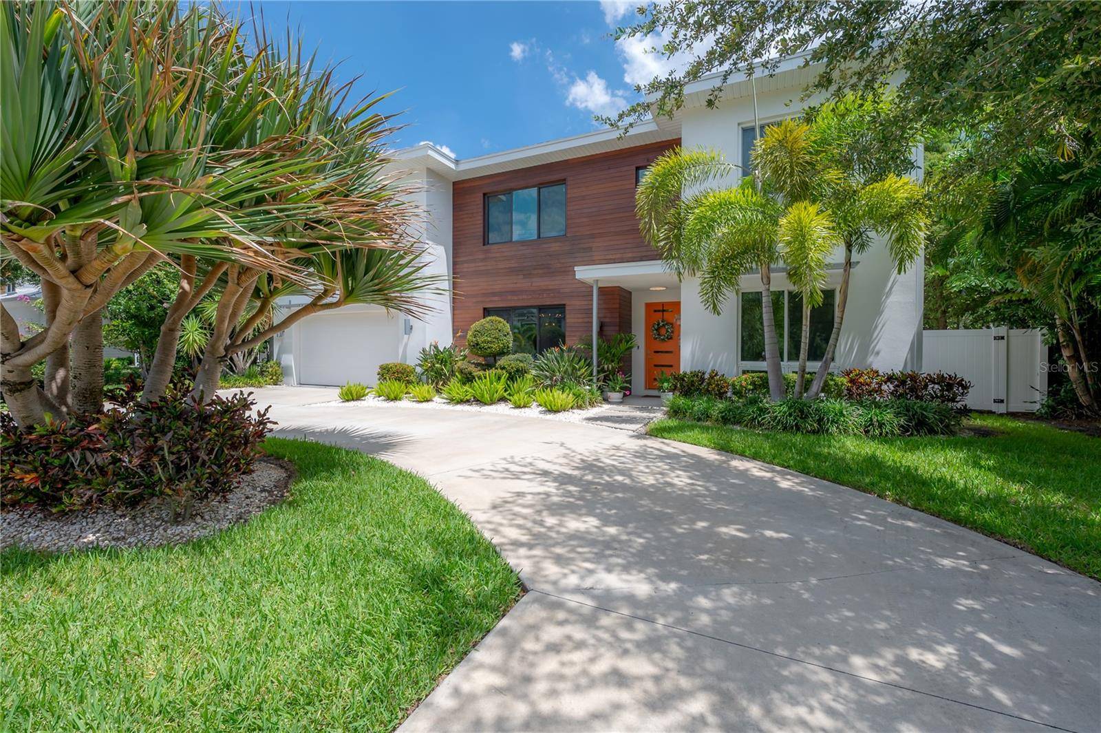 4207 W JETTON AVE, Tampa, FL 33629