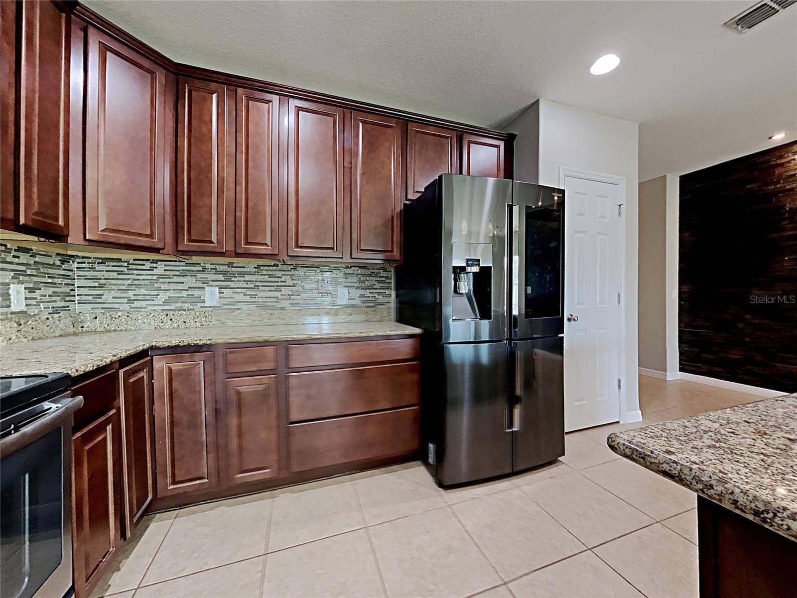 434 SALAMANCA RD, Davenport, FL 33837
