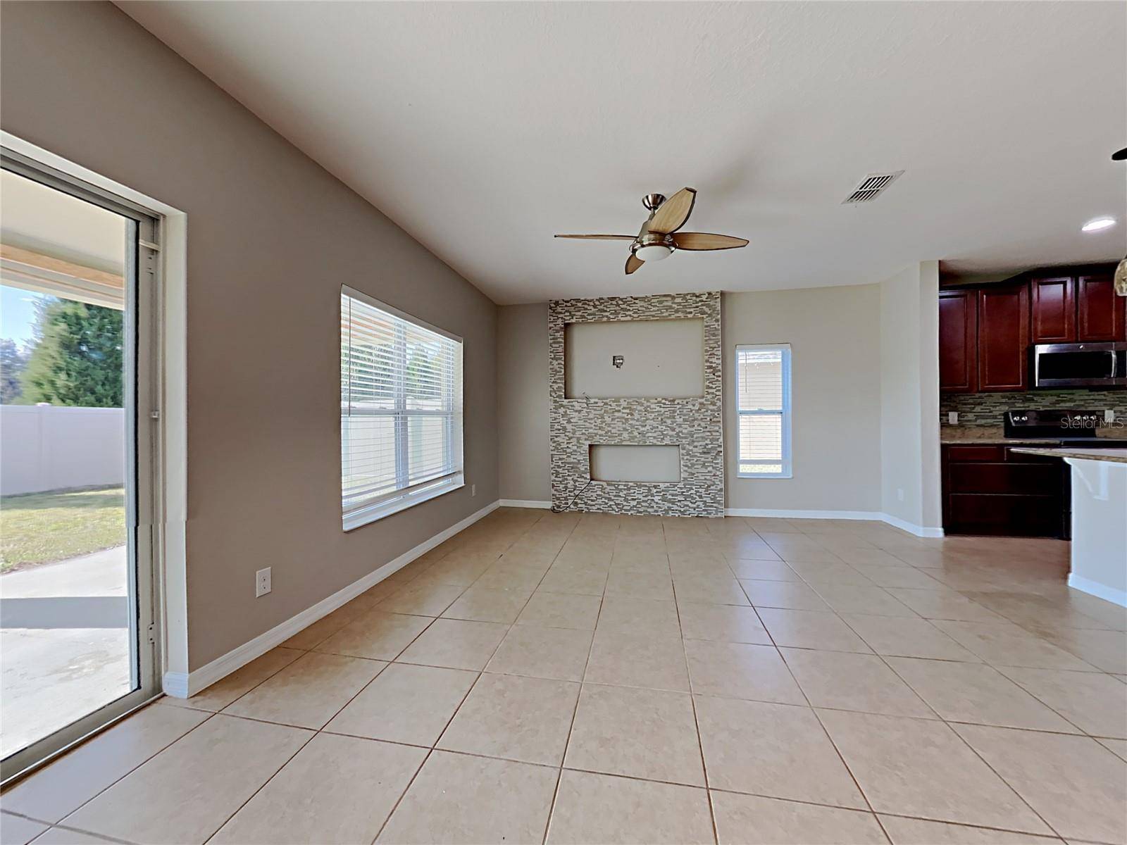 434 SALAMANCA RD, Davenport, FL 33837