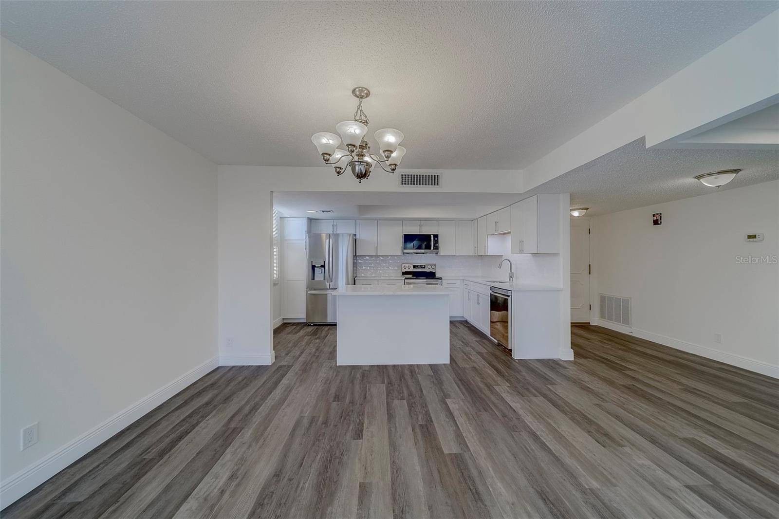 100 OAKMONT LN #504, Belleair, FL 33756