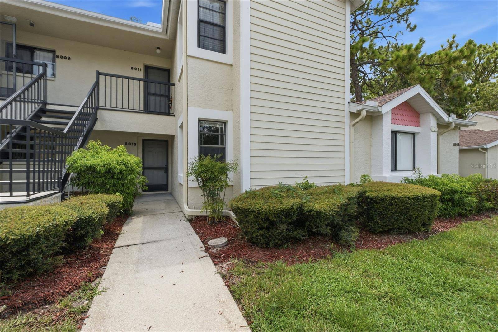 8013 PICKETTS CT #1, Weeki Wachee, FL 34613