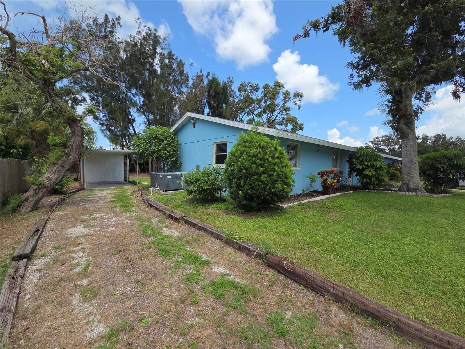 4136 S LOCKWOOD RIDGE RD, Sarasota, FL 34231
