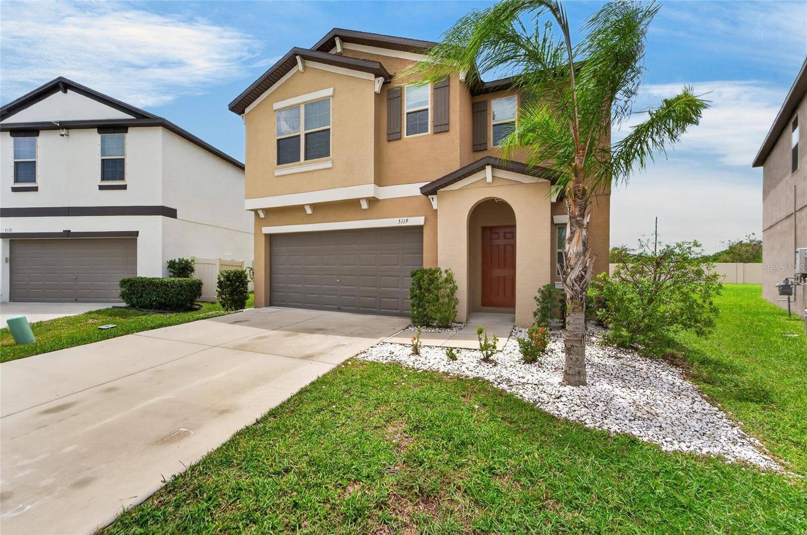5119 WHITE CHICORY DR, Apollo Beach, FL 33572