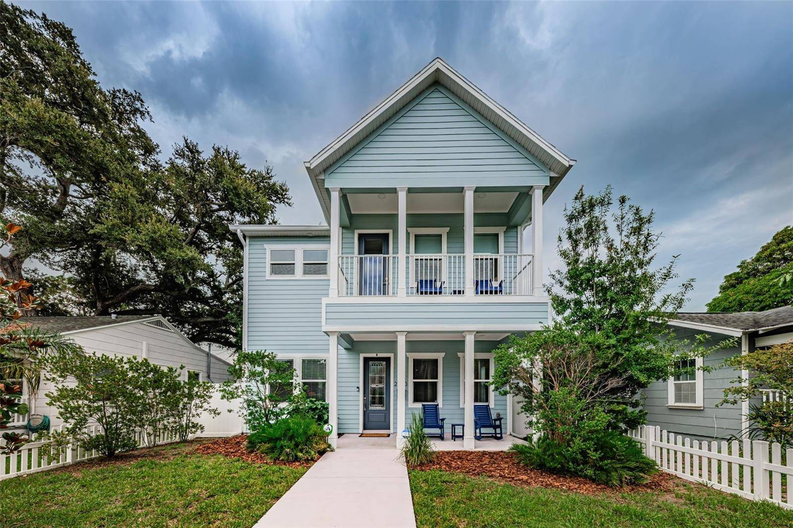 2430 6TH AVE N, St Petersburg, FL 33713