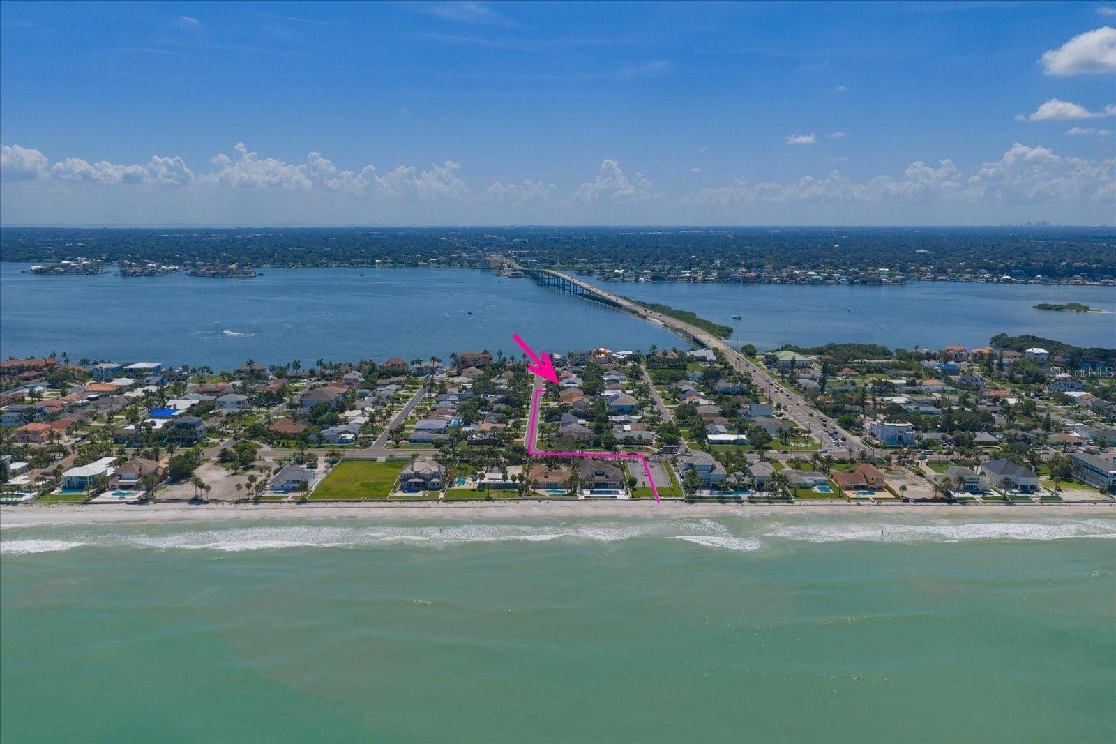 114 13TH ST, Belleair Beach, FL 33786