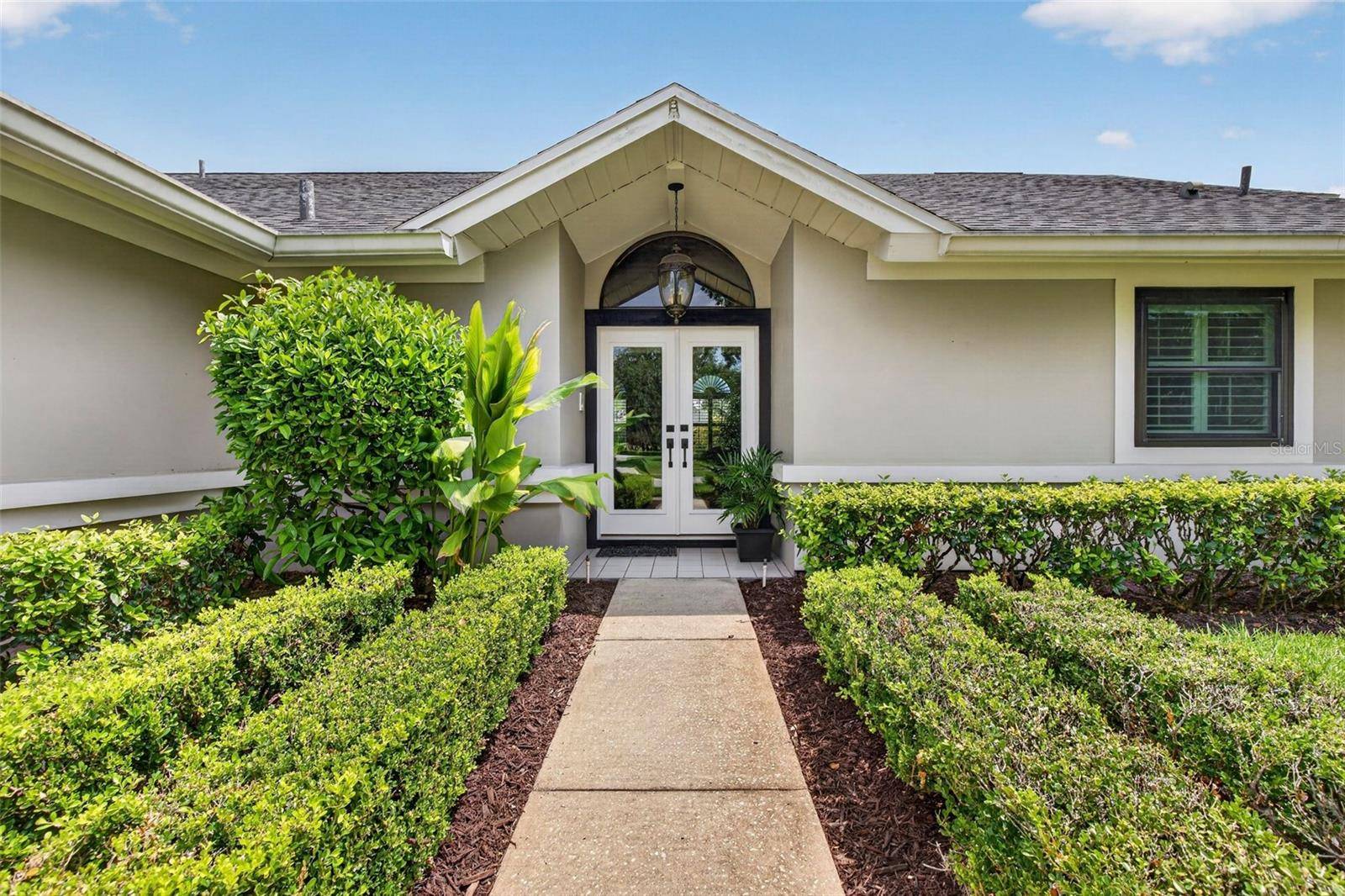 2604 ROYAL LIVERPOOL DR, Tarpon Springs, FL 34688