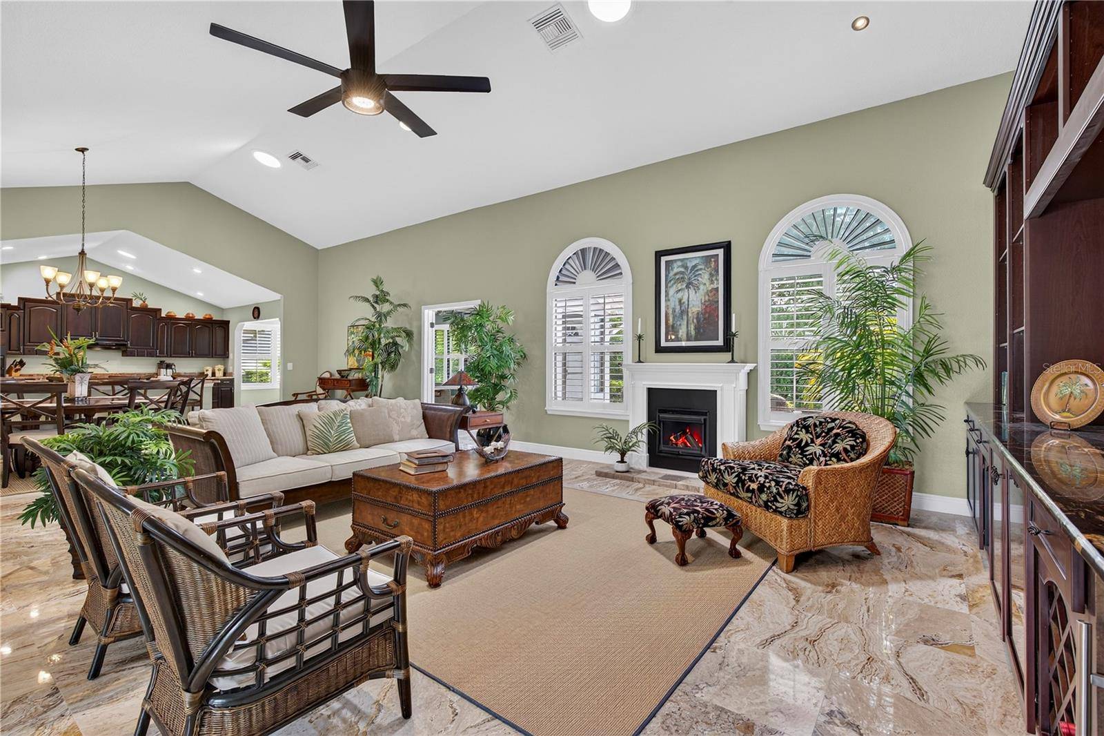 2604 ROYAL LIVERPOOL DR, Tarpon Springs, FL 34688