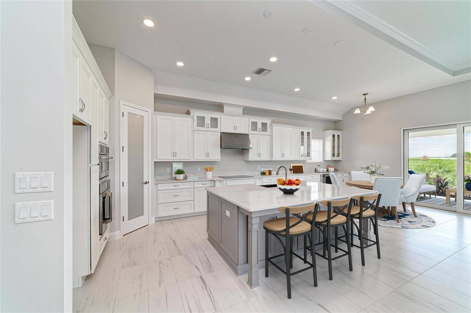 10183 LILAC MANOR TRCE, San Antonio, FL 33576