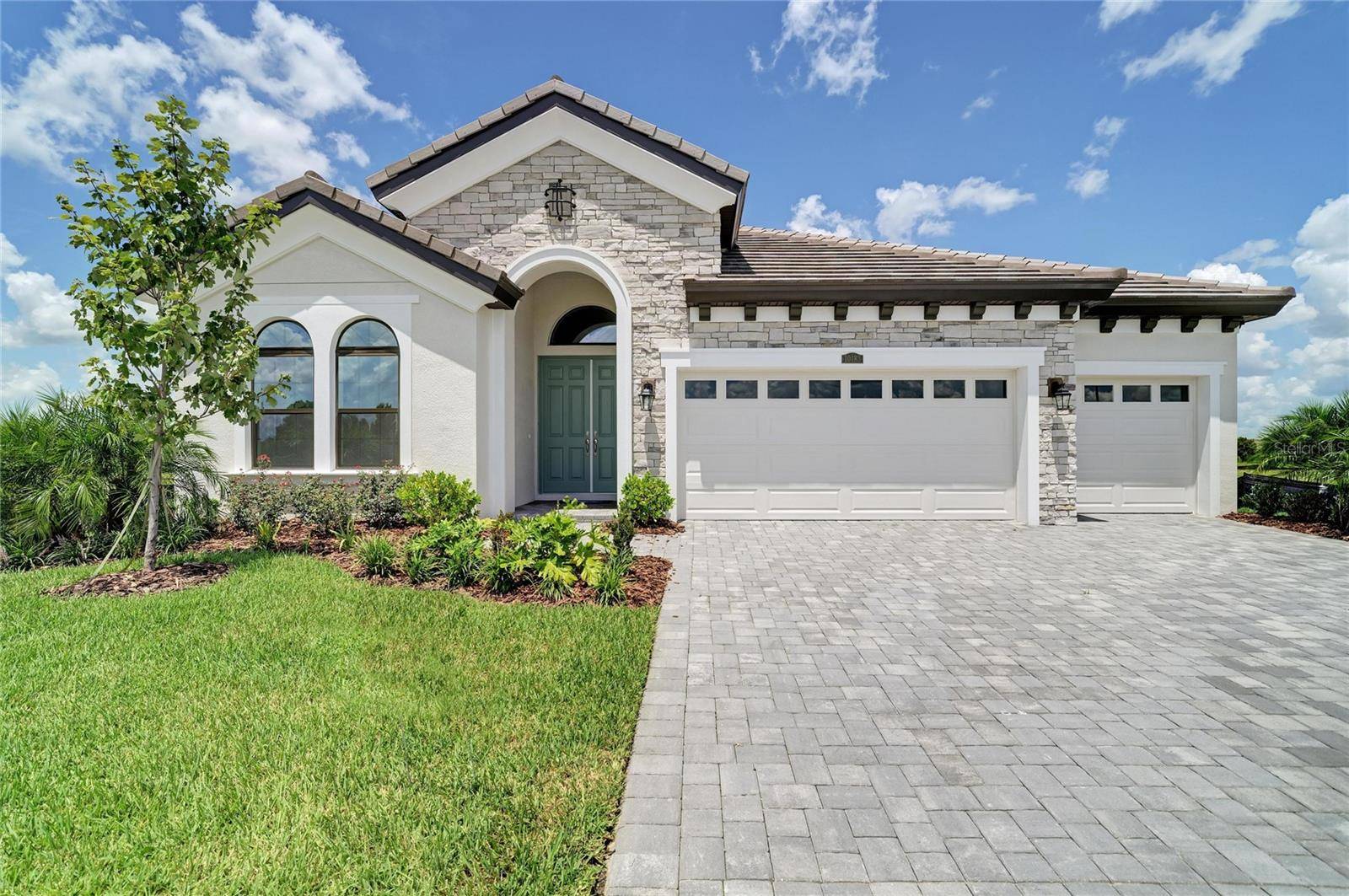 10183 LILAC MANOR TRCE, San Antonio, FL 33576
