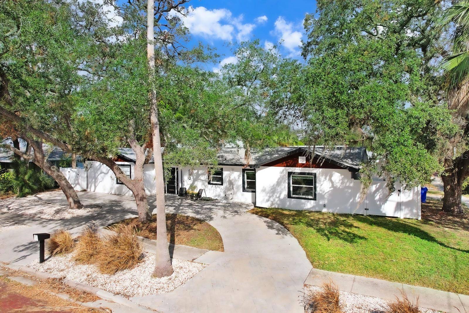 530 LOCKLIE ST, Dunedin, FL 34698
