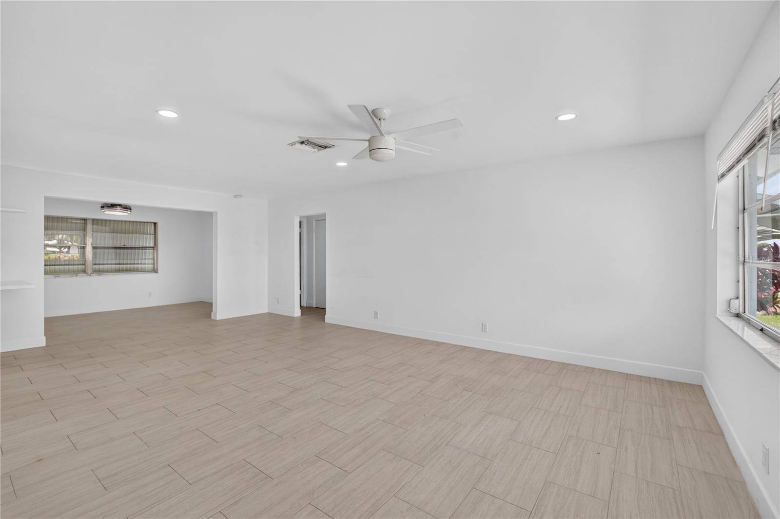 719 SW 18TH ST, Boynton Beach, FL 33426