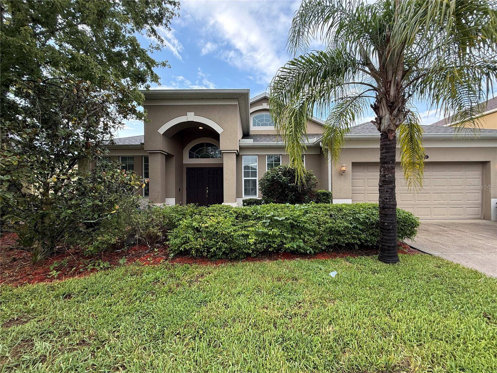 10856 BREAKING ROCKS DR, Tampa, FL 33647