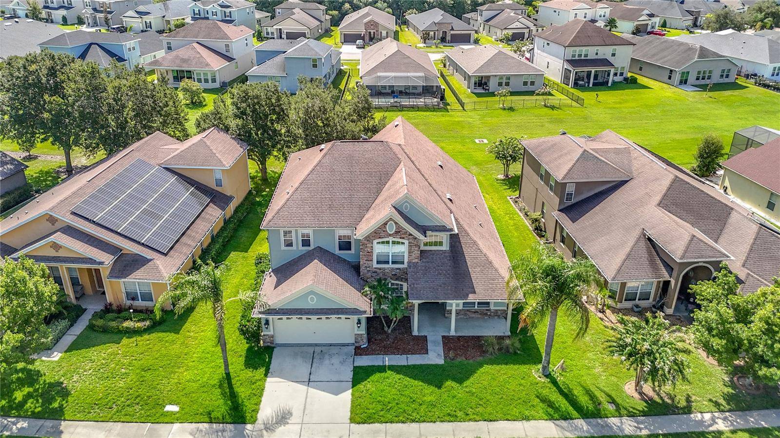 4736 POINTE O WOODS DR, Wesley Chapel, FL 33543