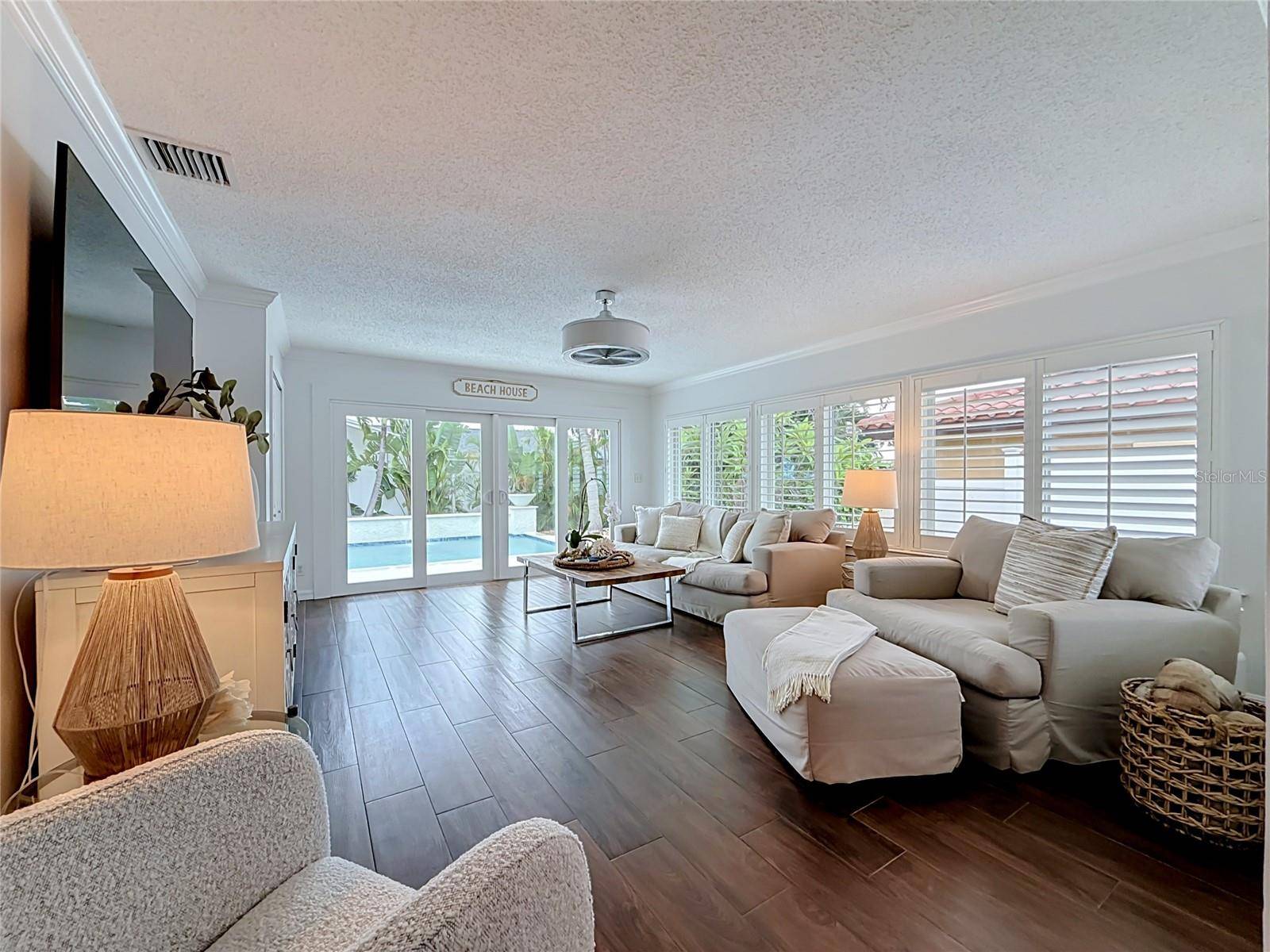 2931 ALTON DR, St Pete Beach, FL 33706