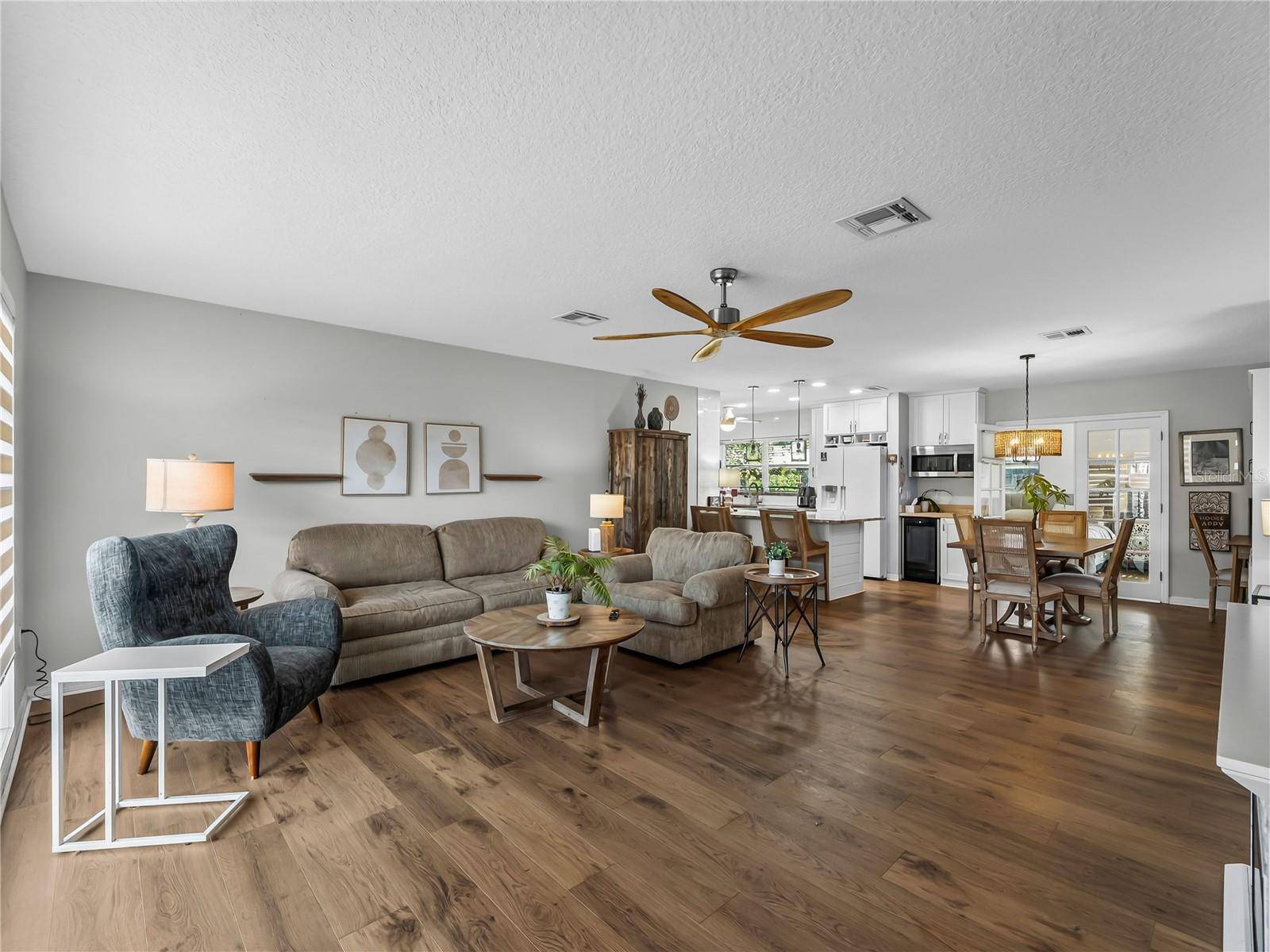 2915 WEBBER ST, Sarasota, FL 34239