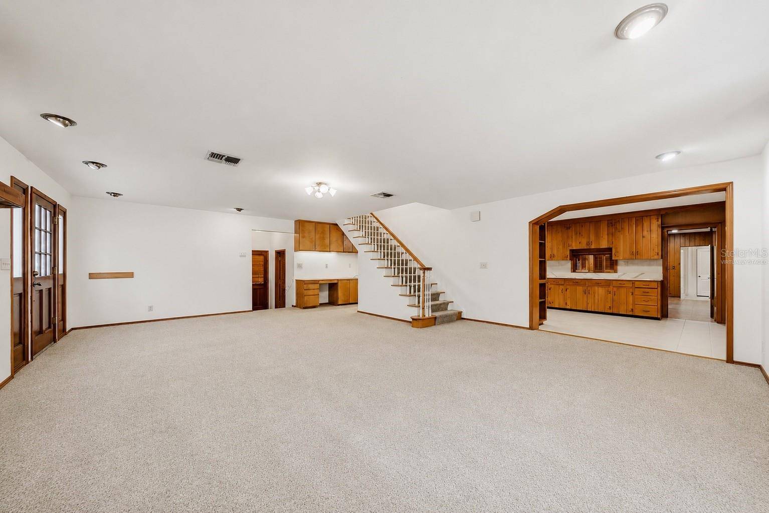 3123 W OAKLYN AVE, Tampa, FL 33609