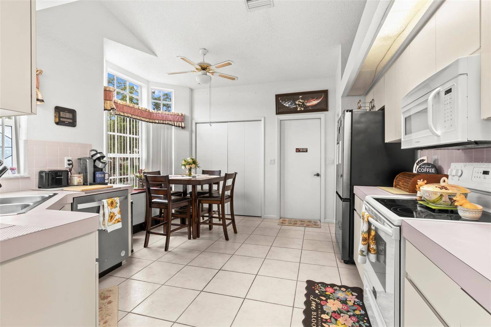 9288 NEW ORLEANS DR, Weeki Wachee, FL 34613