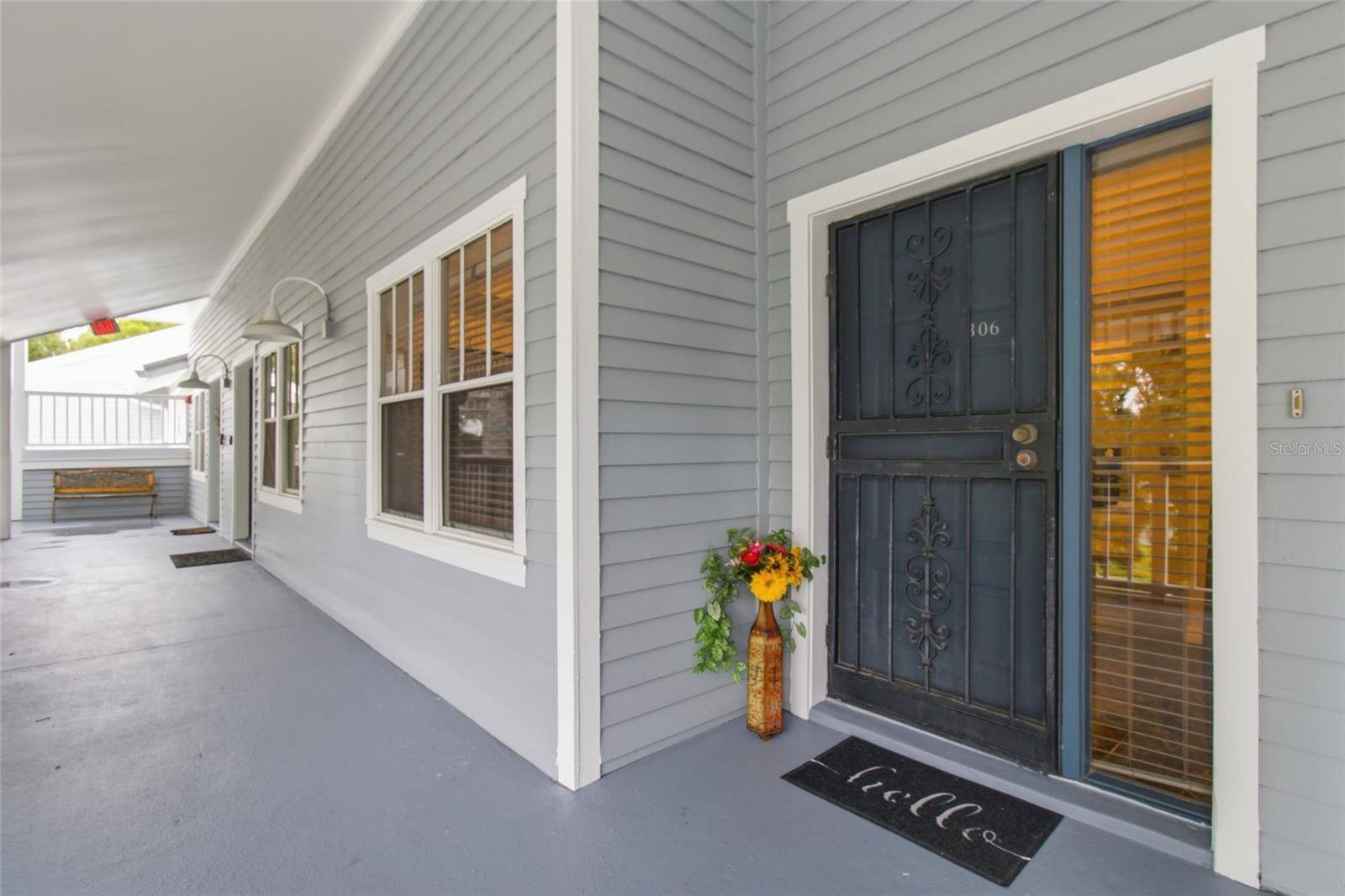 2599 DOLLY BAY DR #306, Palm Harbor, FL 34684