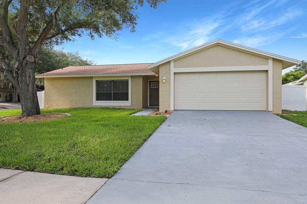 423 VAN REED MANOR DR, Brandon, FL 33511