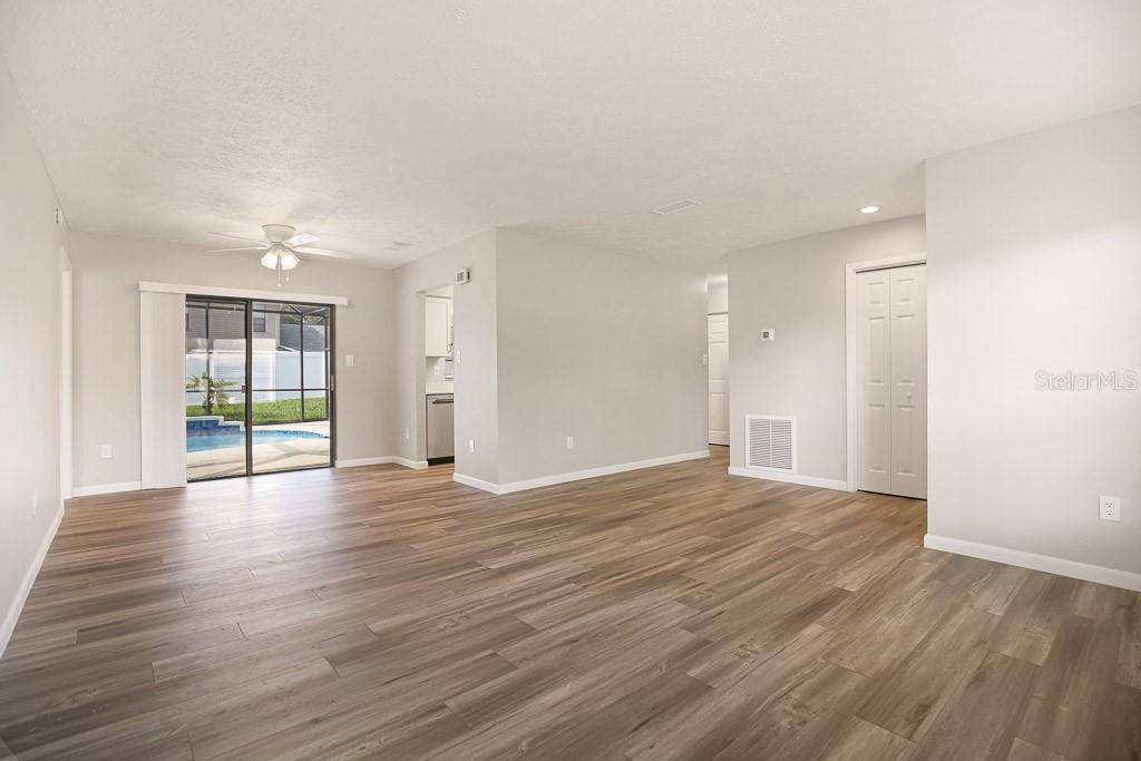 423 VAN REED MANOR DR, Brandon, FL 33511